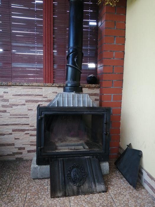 Kominek pod zabudowę