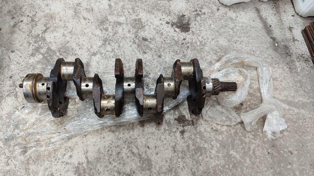 Коленвал коленчатый вал трактора МТЗ Д240 к Н2 ш Р1  проточеный СССР