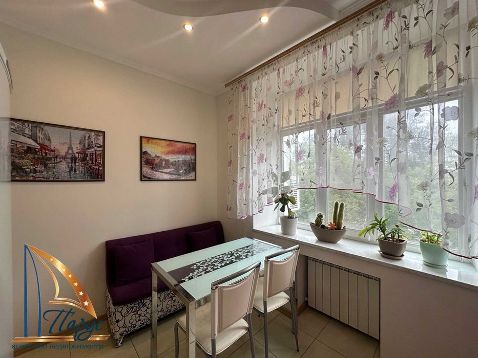 1-кімнатна на Маяковського сталінка 3/4 пов.