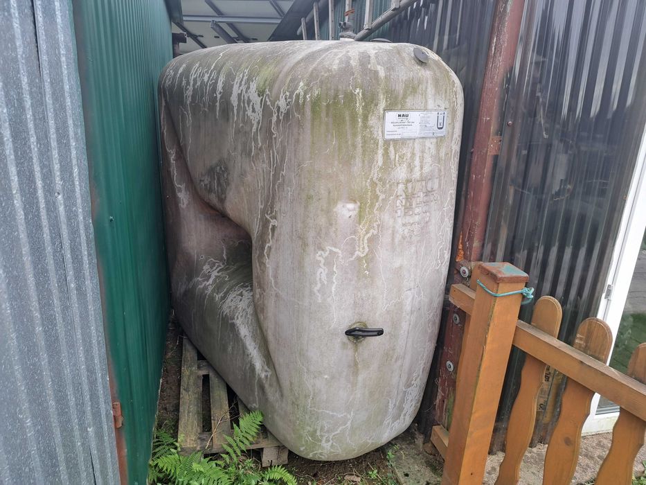 Zbiornik  1500litrów  ON. DIESEL  woda itp firmy  NAU-NYLON-BAF