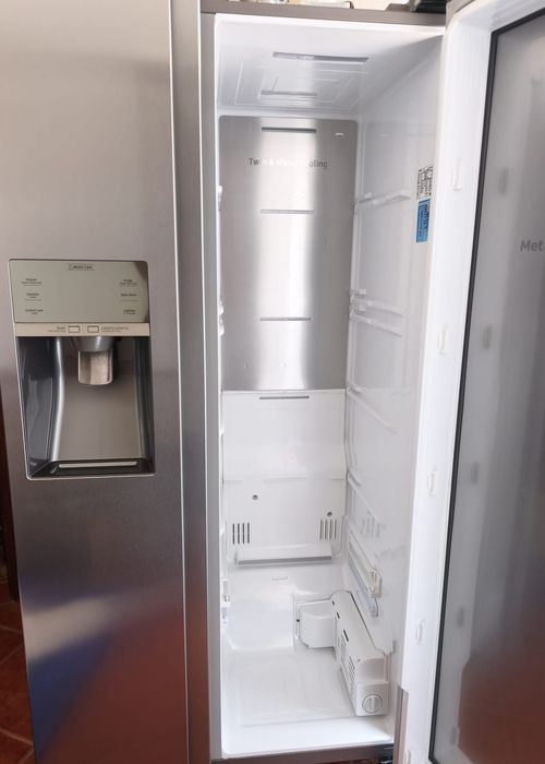 Samsung Frigorífico Americano RH58K6598SL Food Showcase 575L
