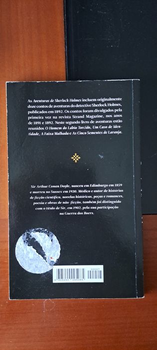 Livro- O Homem do Lábio Torcido