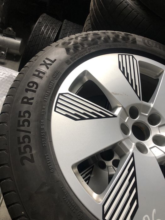 Диск Ауді Етрон R19,Audi E-Tron диск R19