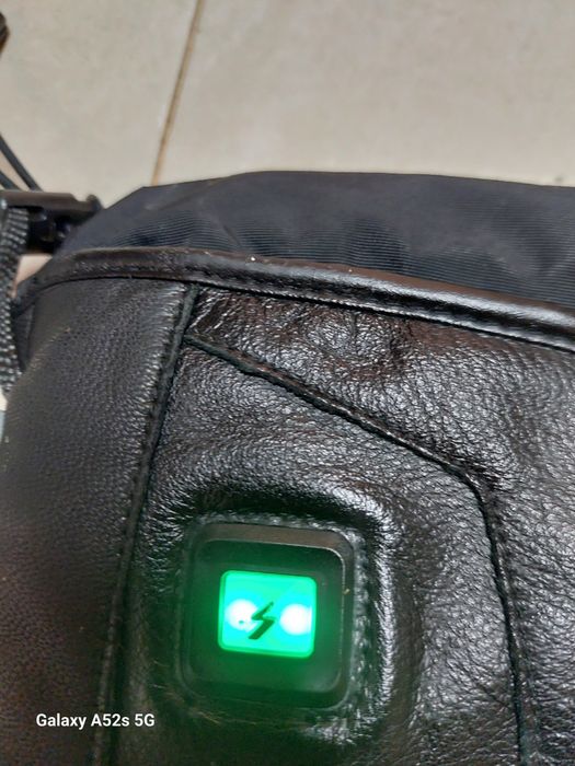 Luvas de moto com bateria