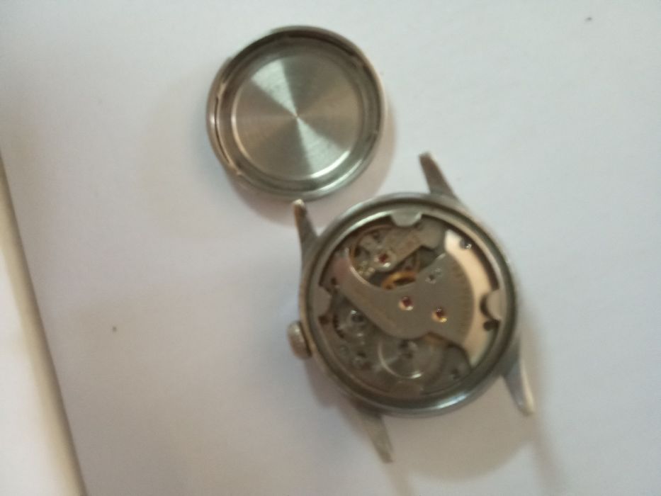 Invicta militar! Anos 50 em aço!