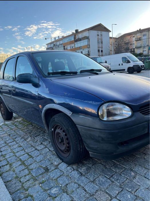 Opel Corsa B 2000 – Económico, Fiável e Pronto a Andar!