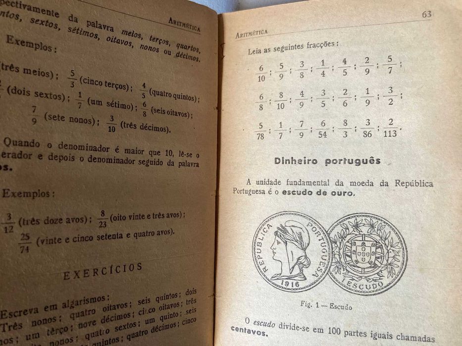 Livro de Aritmética Muito Antigo