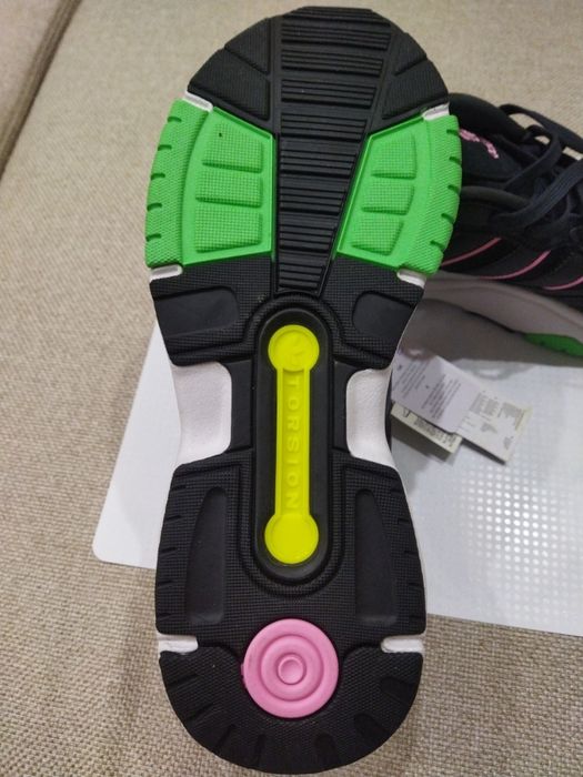 Кросівки Adidas retropy f90