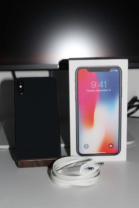 iPhone X 64GB como Novo