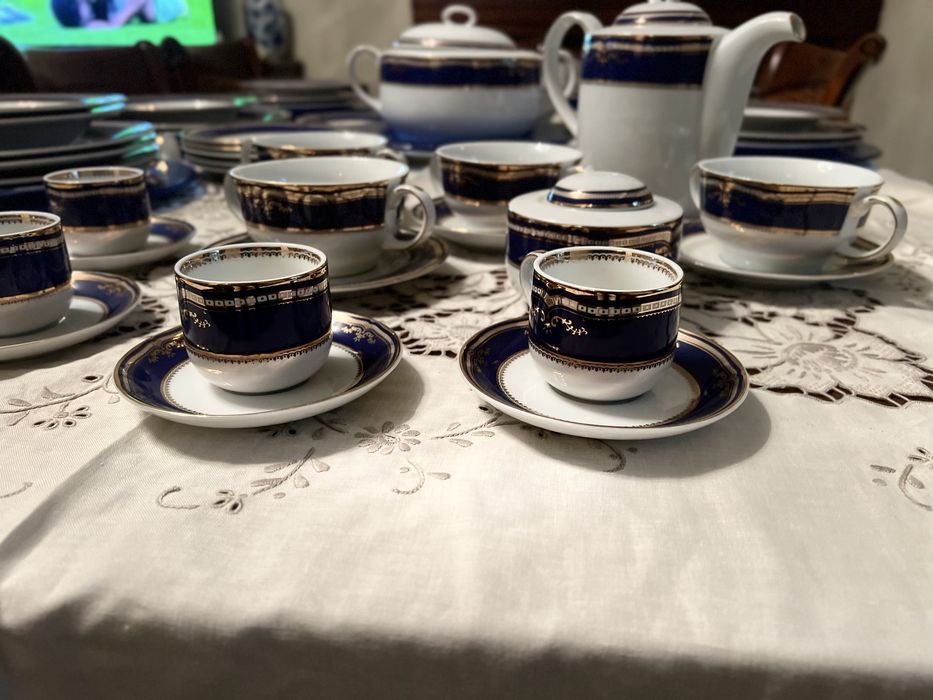 Conjunto de jantar/cha e cafe