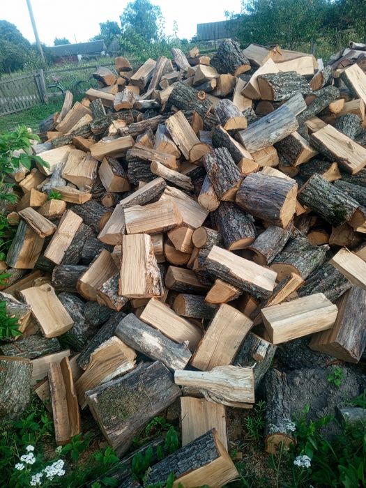 Продам дрова колоті в Фастові та околицях з доставкою