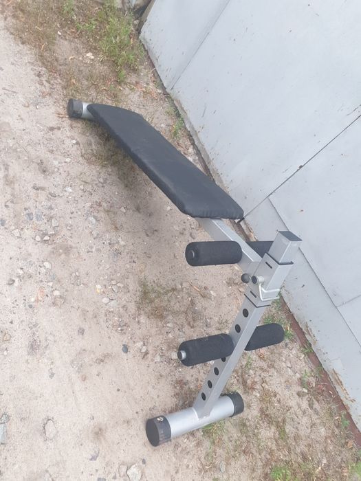 Продам лавка для пресса.Torneo.Дуже зручна у використанні.