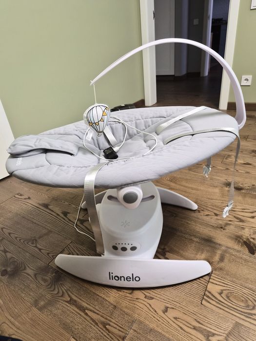 крісло-гойдалка Lionelo Iris