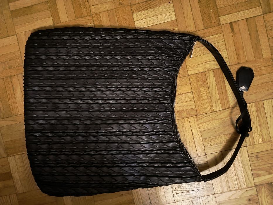 Torebka damska na zamek