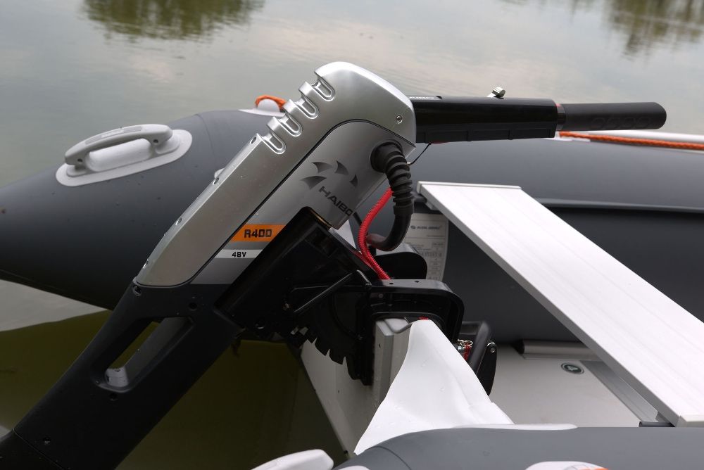 Silnik zaburtowy elektryczny HAIBO R400 48V 620 lbs Rumpel/Sterociąg