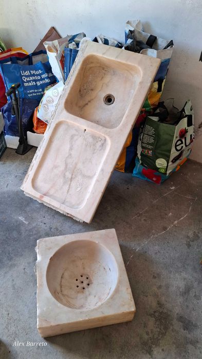 Vintage Kitchen Sink503632045760194562