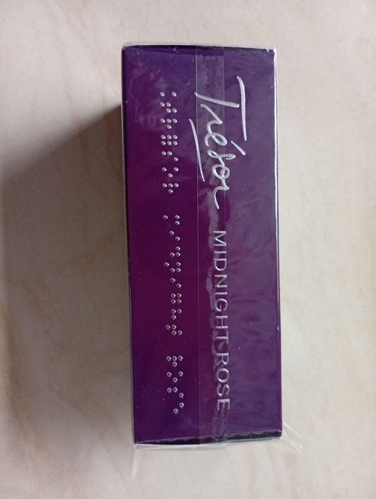 Духи, парфумована вода Tresor Midnight Rose від Lancome.