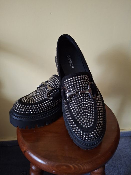 Sprzedam buty stylowe