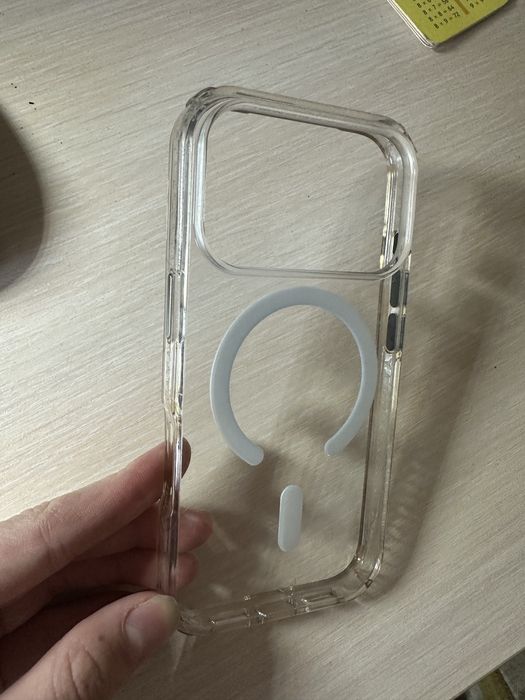 Чохол на iPhone 17 Pro