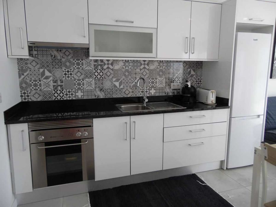 CASA BELLA VISTA -T2, pé p/praia, CENTRAL e estacionamento - QUARTEIRA