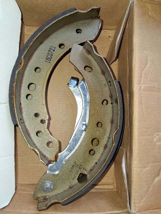 Гальмівні барабанні колодки для Renault, Citroen, Peugeot в Харкові
