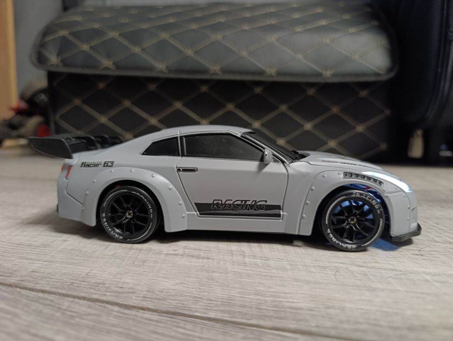 Радіокерована Дрифт-Машинка Nissan GT-R