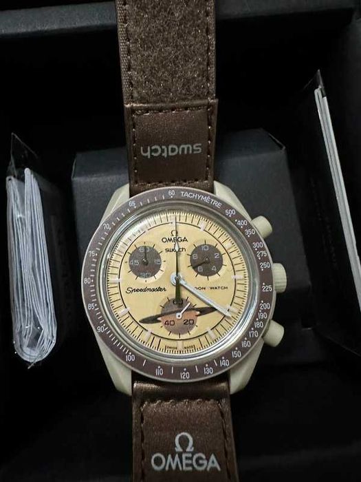 SO33T100 Omega x Swatch – Saturn Edycja Kolekcjonerska