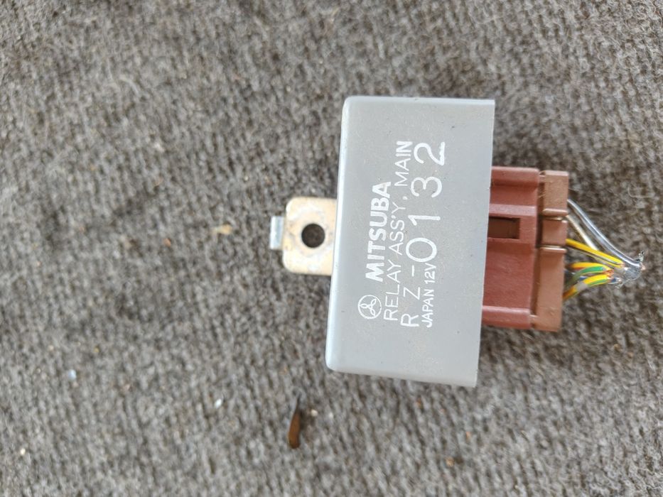 Przekaźnik moduł sterownik pompy paliwa Honda Civic VI gen benzyna