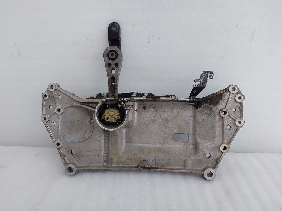 Charriot frente VOLKSWAGEN Golf VI (5K1)