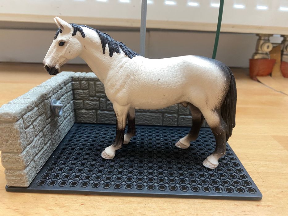 Myjka dla koni firmy schleich