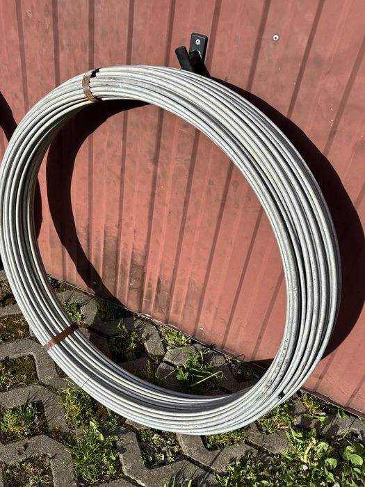 Drut odgromowy FI 8  stalowy ocynkowany – krążek 50 kg (~126 mb)