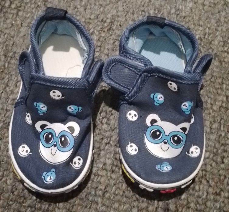 Обув для немовлят 20-23р.