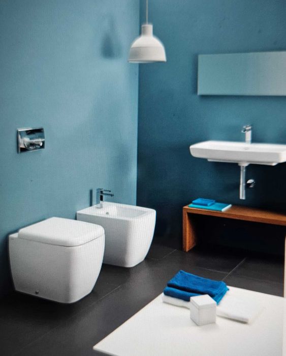 Italian Brand GSG Floor-Mounted Toilet in Lilac - BRAND NEW