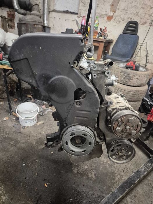 Silnik bam głowica apy 1.8t seria audi s3 8l a3 golf 4 leon tt 8n