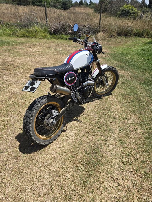 Bulit Hero 125..