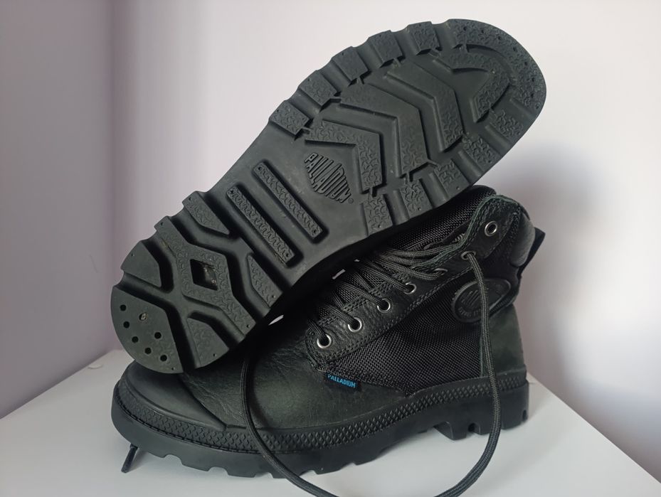 Palladium  Pampa Sport Waterproof р.40,5-41