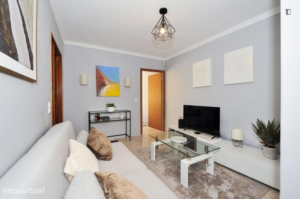Quarto - localizado em Setubal