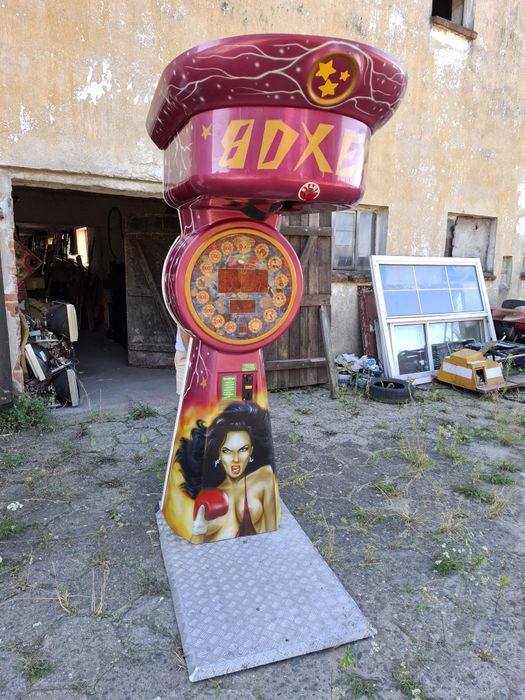 Boxer automat mierzący siłę uderzenia do treningu