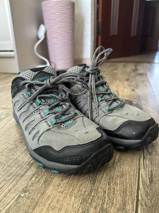 Жіночі кросівки Merrell Crosslander , розмір 40