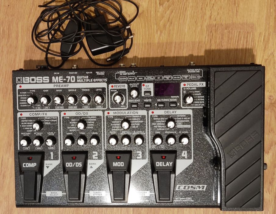 Pedaleira BOSS ME-70