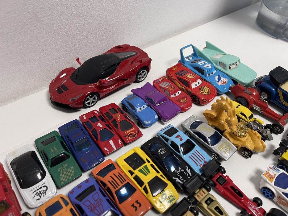 Lote de Carrinhos/miniaturas