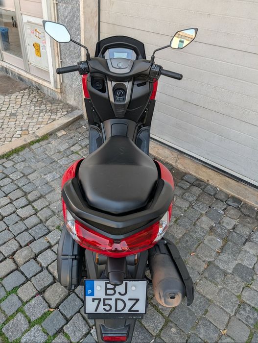 Yamaha N-Max 125cc
