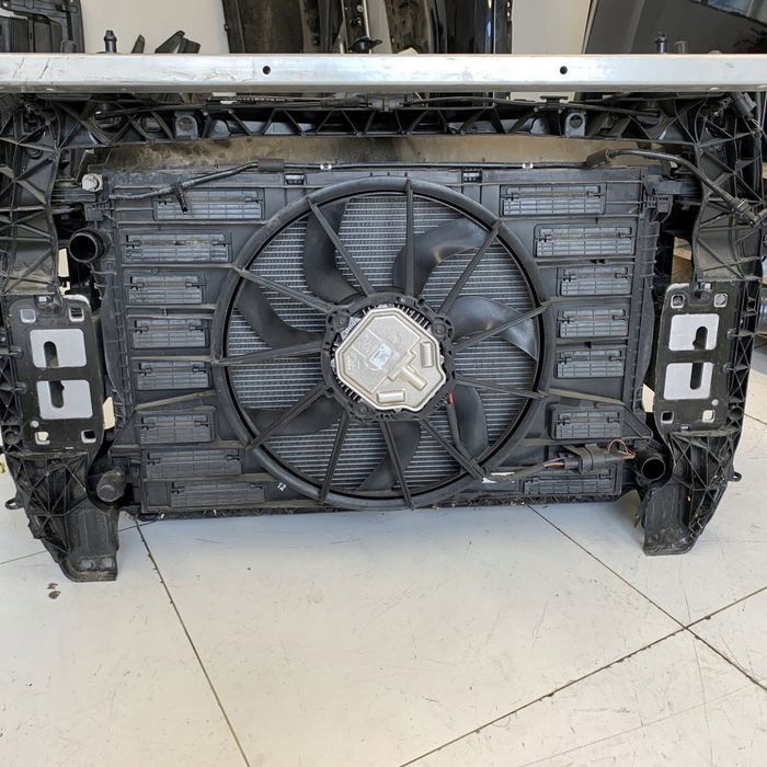 Kompletny Przód Lc9X Zestaw Części Lampy Fulled Matrix Audi Q7 4M 17R