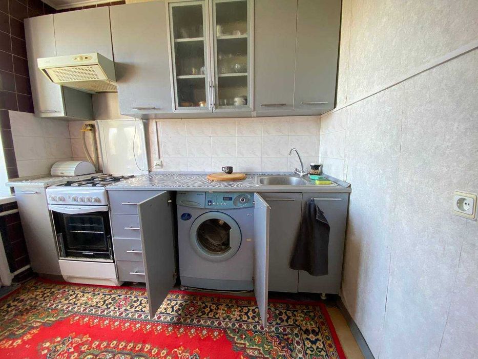 Продам 2 к квартиру на Свердловському масиві 4561