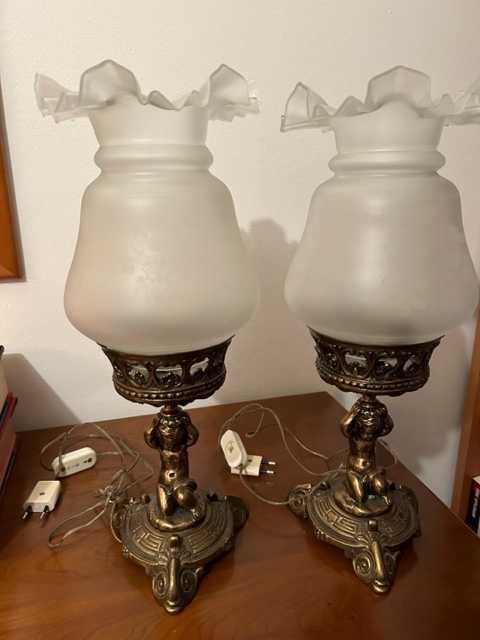 Candeeiros de mesa de cabeceira em Bronze