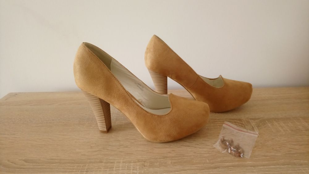 Buty damskie, rozm. 39, nowe