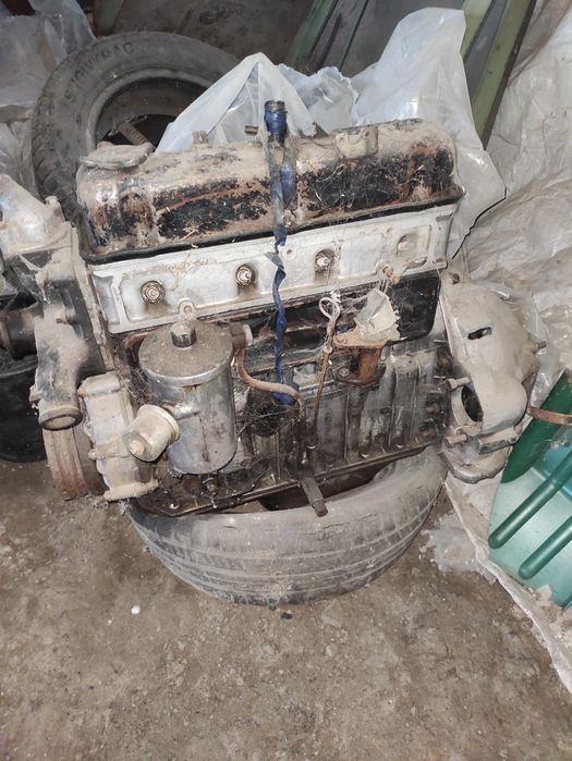 Двигатель газ 24