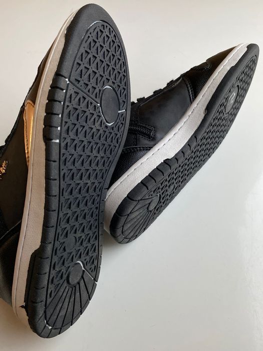 Нові чорні кросівки Mexx, 38 розмір