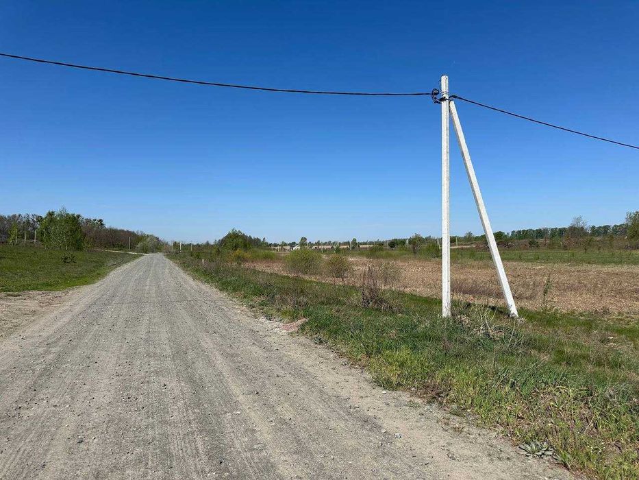 Терміновий продаж 15 соток біля озера