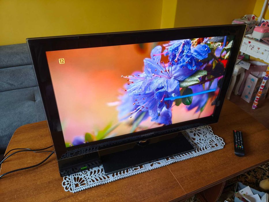 Telewizor Samsung 32 cale, dekoder DVBT2